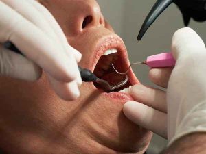 Odontologist Vs. Dentist 